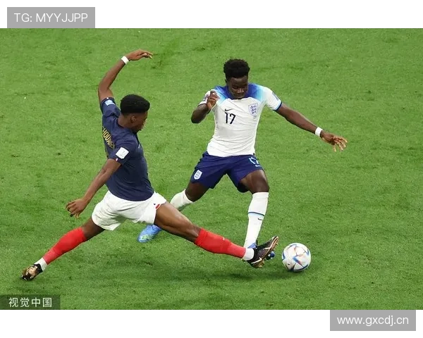 萨卡点球阴影：心理因素与关键球处理对其终结表现的影响分析