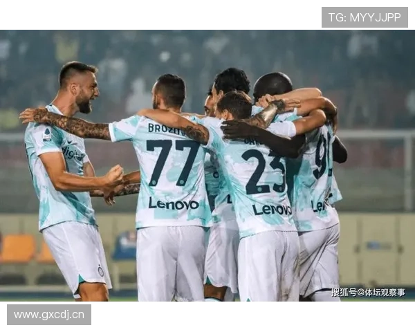 什克里尼亚尔在国米时期表现稳健，防守能力备受认可