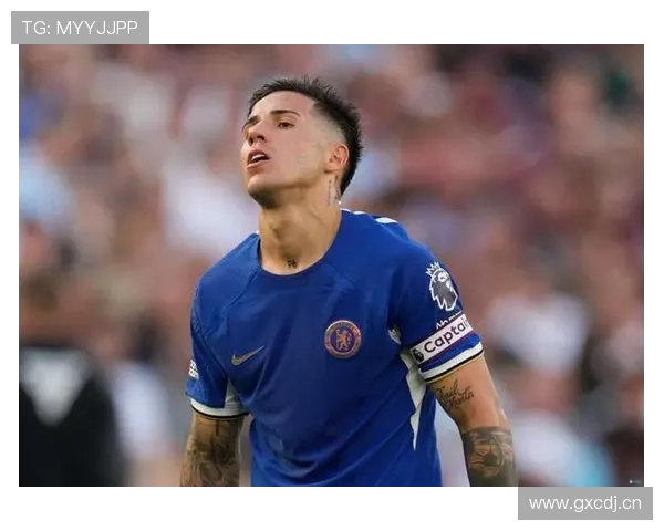 恩佐比赛数据不突出的战术角色与贡献方式解析